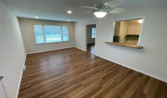 433 Essen Ln, Ballwin, MO 63021