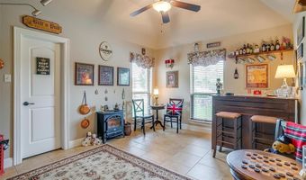 142 Meadow Arbor Dr, Weatherford, TX 76085