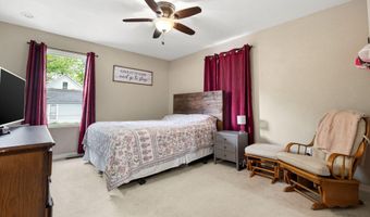 615 E Prairie Ln, Ash Grove, MO 65604