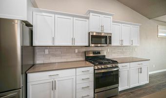 2789 Dover Ave NW, Albany, OR 97321