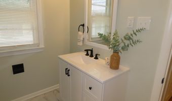 863 YORKLYN Rd, Hockessin, DE 19707