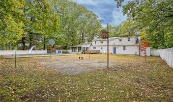 53 Charcalee Dr, Cranston, RI 02921