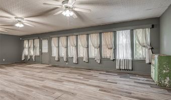 822 Stanley Ave, Ardmore, OK 73401