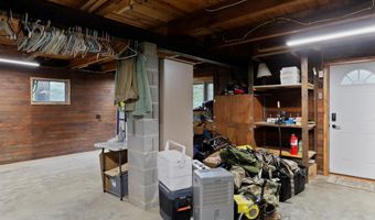 1367 ED ARNOLD Rd, Augusta, WV 26704