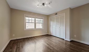 6109 CLEARWOOD Rd, Bethesda, MD 20817