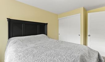2606 SE RISLEY Ave, Milwaukie, OR 97267