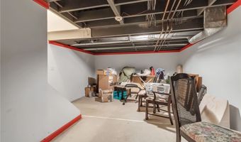 113 Meadow Spring Ln, Amherst, NY 14051