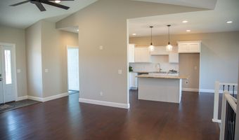 2282 Helle Dr, Asbury, IA 52002