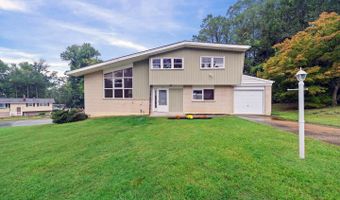 102 OLYMPIA Dr, Claymont, DE 19703