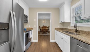 43 Devon Cir, Albertville, AL 35951