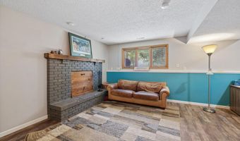 619 Crystal St, Ames, IA 50010