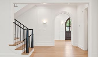2920 CHESAPEAKE St NW, Washington, DC 20008