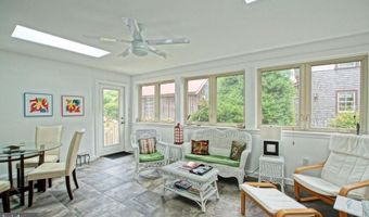 38 SHIPCARPENTER Sq, Lewes, DE 19958