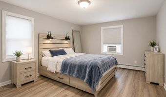 39 Pinehurst, Auburn, MA 01501