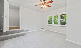 41073 N 1st St, Antioch, IL 60002