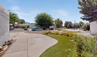 1709 Kirby St NE, Albuquerque, NM 87112