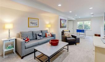 1 Northwest Psge, Barrington, RI 02806