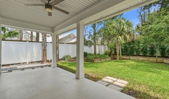 57 SHERRY Dr, Atlantic Beach, FL 32233