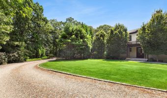 20 Devonshire Ln, Amagansett, NY 11930