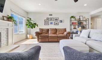 1161 Suburban Hills Dr, Escondido, CA 92027