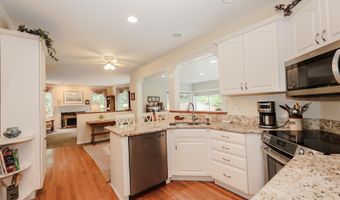 48 Essex Rd, Bedford, NH 03110