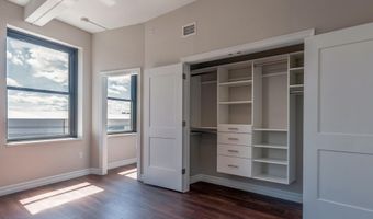 90 State St, Albany, NY 12207