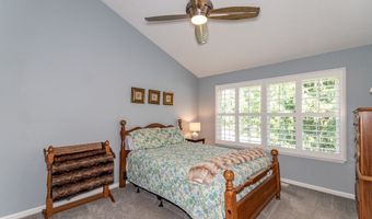 118 Kensington Ct, Aurora, OH 44202