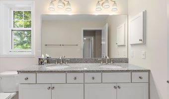 25 Staniford Farm Rd, Burlington, VT 05408