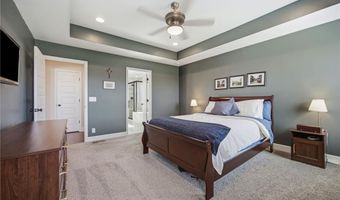 16029 Glenview St, Basehor, KS 66007
