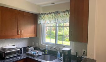 3526 VALLEY Dr, Alexandria, VA 22302
