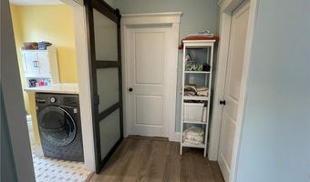 35 Elm St B, Newport, RI 02840