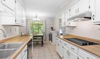 3027 YATES, Bartlett, TN 38134