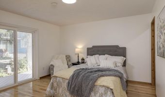 126 N Ocean Ave, Rockaway Beach, OR 97136