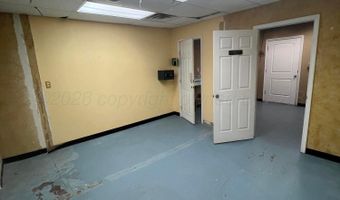 4104 SW 33rd Ave 200, Amarillo, TX 79109