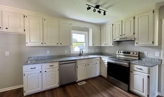 382 Circle Dr, Angier, NC 27501