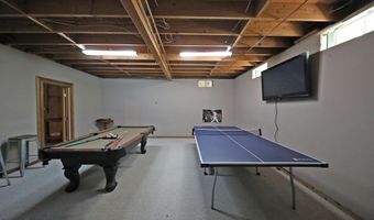 707 Benton Hill Rd, Becket, MA 01223