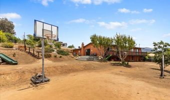 10844 Challenge Blvd, La Mesa, CA 91941