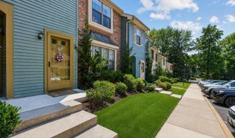 233 Perth Hill Ct, Aberdeen, NJ 07747