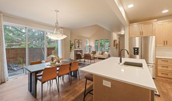 1553 NW Lewis St, Bend, OR 97703