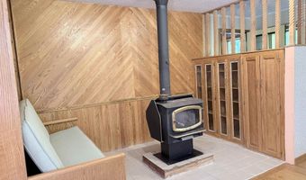 498 Town Line Rd, Bennington, VT 05201