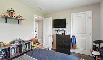 687 Sully Ct, Angola, IN 46703
