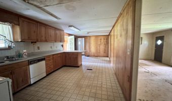 6122 Poplar Rd, Albany, GA 31705