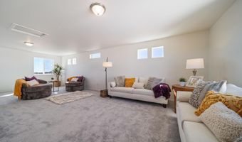46545 Sunflower Ln, Bennett, CO 80102