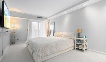 1405 E Central Rd 222C, Arlington Heights, IL 60005