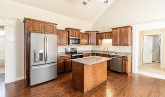 601 Adams Vineyard Dr, Benton, AR 72015