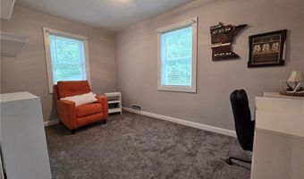 818 Kenwood St, Alexandria, MN 56308