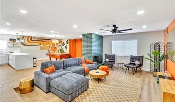 425 Golden Valley Dr, Henderson, NV 89002