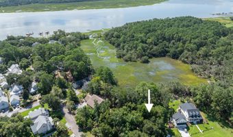 19 Sheridan Rd, Beaufort, SC 29907