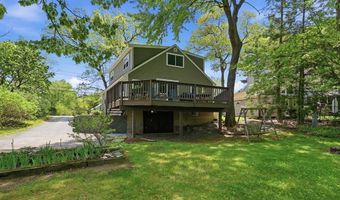 44 Sandy Pond Rd, Ayer, MA 01432