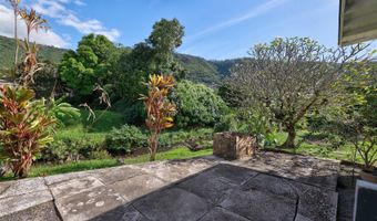 3175 Poelua Pl, Honolulu, HI 96822